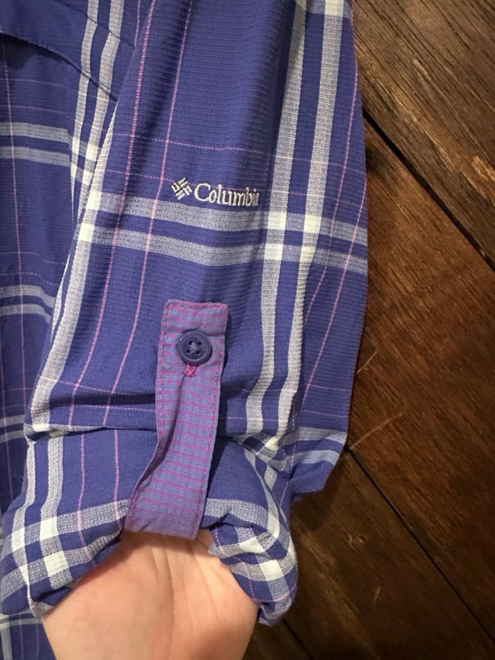 Columbia Omni-Shade UPF 40 Plaid Hiking Shirt Women’s Small Blue Purple NWT - Picture 5 of 7